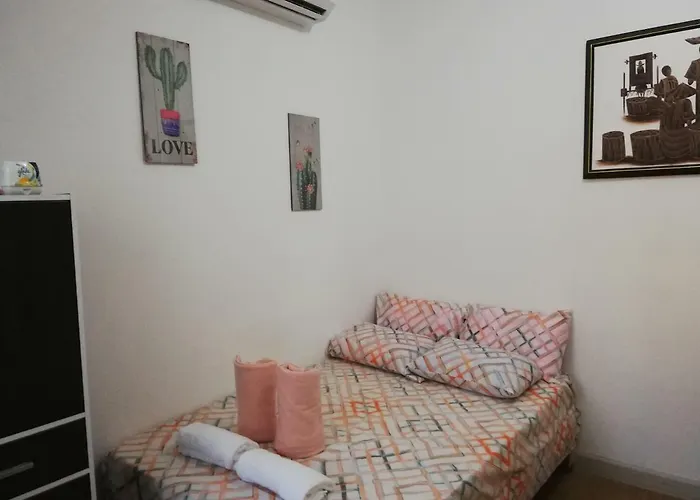 Grace Residences Kay's Pad-min 1 Month Aparthotel *